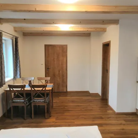 Horska U Rychlych Apartment *